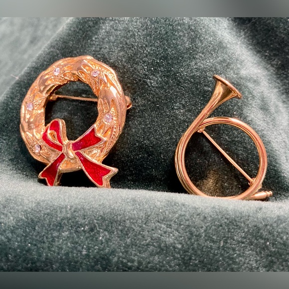 4 Silver- and gold-tone Christmas pins / brooches - Picture 3 of 4